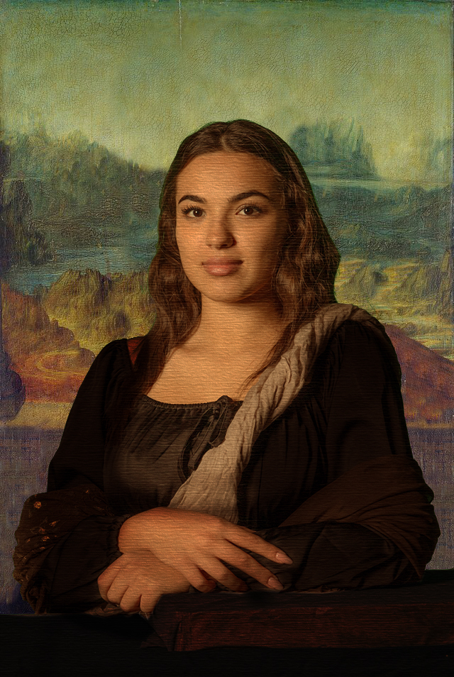 Rivisitazione della Gioconda: ritratto fotografico con sfondo pittorico rinascimentale